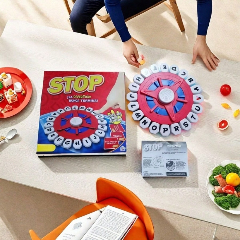 Party Games In Spanish - لعبة لوح الحروف الأبجدية المجنونة باللغتين