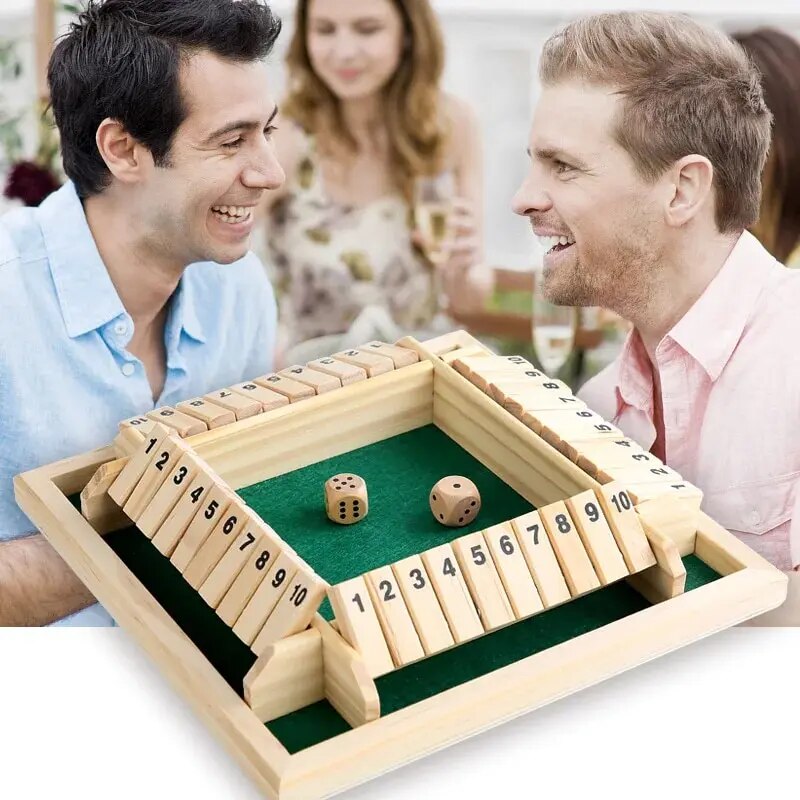مجموعة ألعاب لوحية فاخرة بأربع - مراجعة Party Games App وسعره